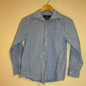 Vineyard Vines Blue and White Casual Button Down Shirt